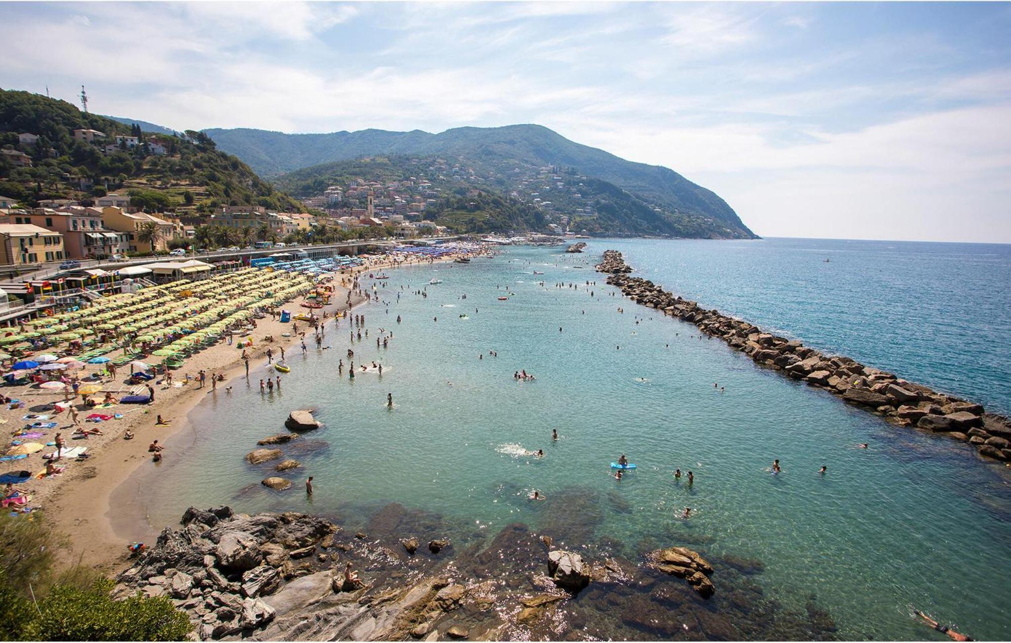 Beautiful Apartment In Moneglia With Kitchen エクステリア 写真